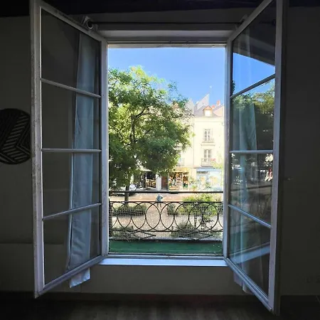 Apartman Grand T2 Hypercentre - Place Du Monstre *